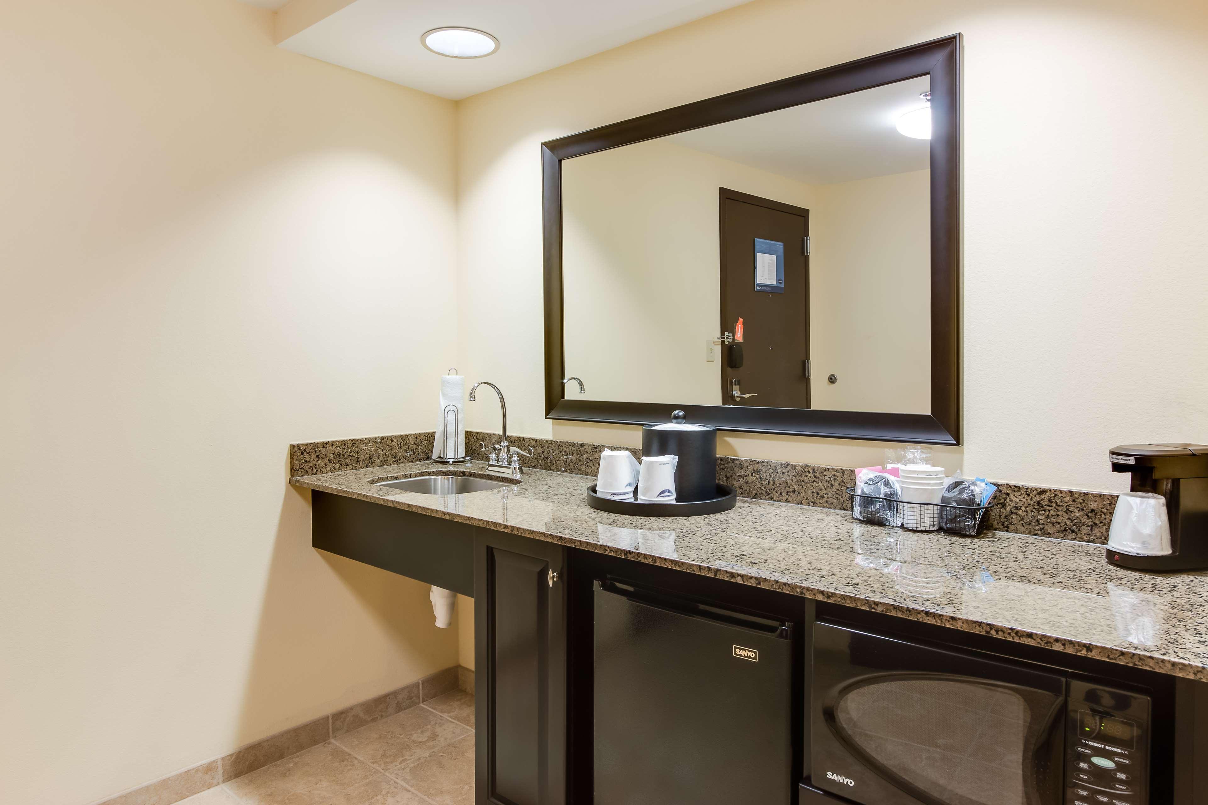 Hampton Inn & Suites Маунт-Джулиет Экстерьер фото