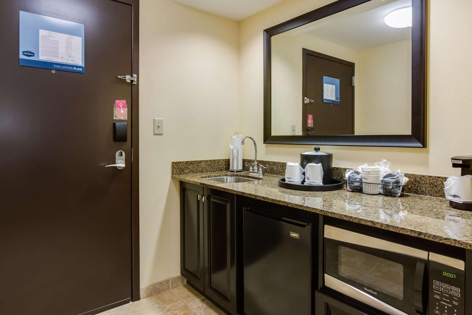 Hampton Inn & Suites Маунт-Джулиет Экстерьер фото